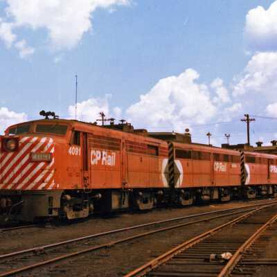 Photograph - CP Rail train, locomotive no. 4091
