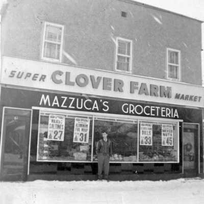 Photograph, Mazzuca's Clover Farm Groceteria, Capreol, Ontario.