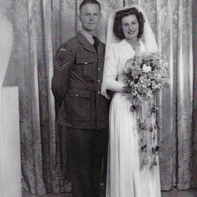 Wedding Photo of Warren Mohns and Monica Kerswell