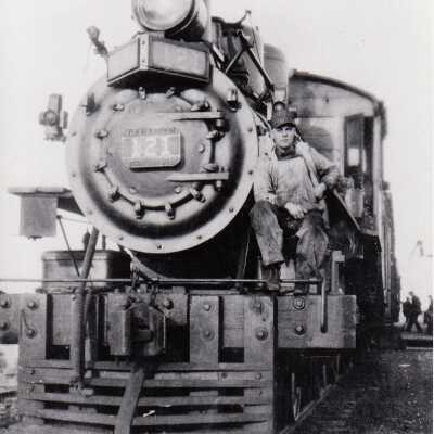 Photograph, CPR Locmotive 121.