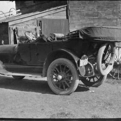 Photograph, Automobile, Parry Sound, Ontario, c. 1915.