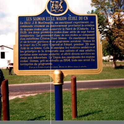 Photo of the Sloman School Car Historic Plaque (French Side)