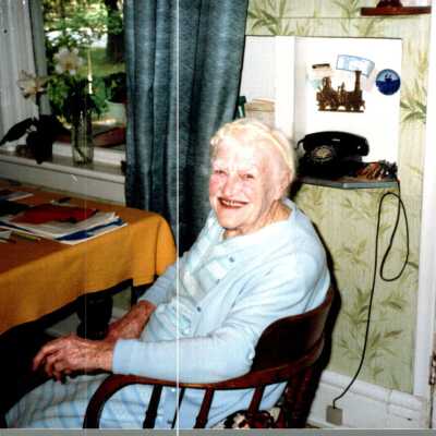 Photograph of Cela Sloman