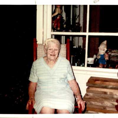 Photograph of Cela Sloman