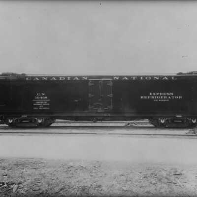 Photograph, Canadian National Railways Refrigerator Car (Ice bunker) No. 10468.