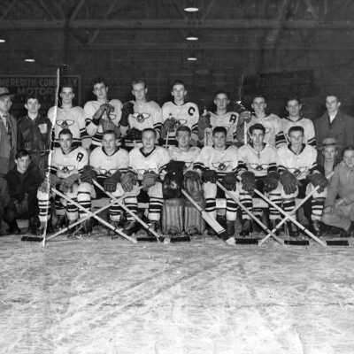 Photograph: Capreol Hockey Team Photograph Unknown People