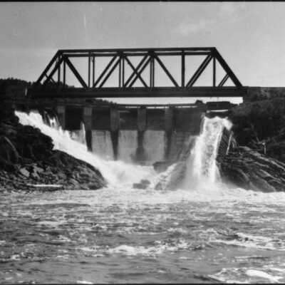 Photograph, Espanola Water Dam, Spanish River Pulp and Paper Co., Ontario.