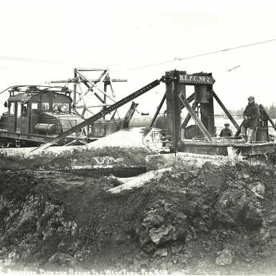 Photograph, Hydro Electric Power Commission E9 Spreader, February 5th 1919.