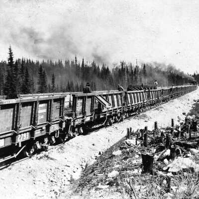 Photograph, Postcard of the Canadian Northern Railway, siding, 2.