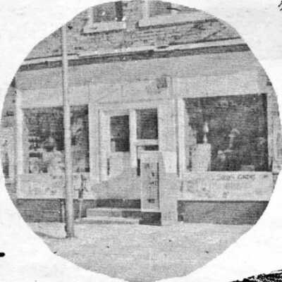 Newspaper Advertisement, Nepitt's Store.