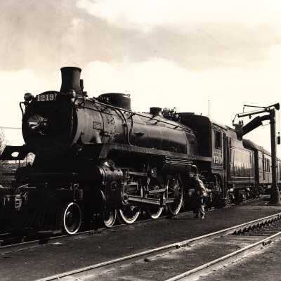 Photograph, CPR Engine No. 1292 Freight, Poplar Point, Manitoba. April 11th 1954.