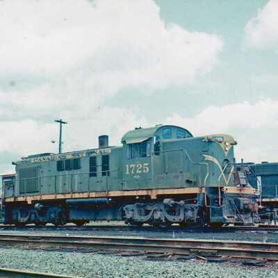 Photograph, CNR Locomotive 1725.