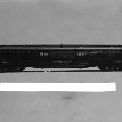 Photograph, Canadian National Express Car No. 8650.