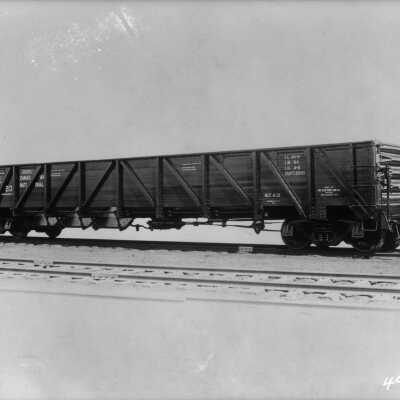 Photograph, Canadian National Railways (CNR) 70 tons Gondola Car series 140213.
