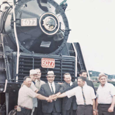 Photograph - Canadian National locomotive No. 6077 arriving at Prescott ParkNin Capreol