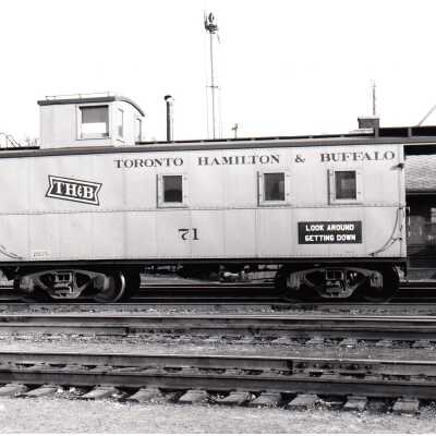 Photograph, TH&B Caboose 71.