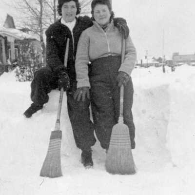 Photograph, Mrs Joan Shannon and Mary Briscoe with Curling Gear at Glen St, Norman.
