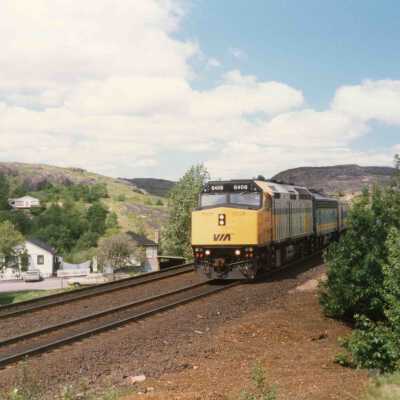 Photograph, VIA Locomotive 6408.