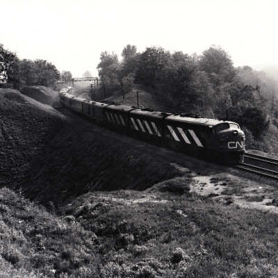 Photograph: CNR Engine no. 6528 near Burlington Ontario