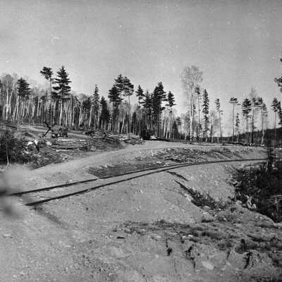 Photograph, Road and railroad from O.N.R. to Temagami sawmill.