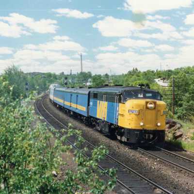 Photograph, VIA Locomotive 6783.
