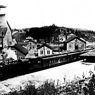 Photograph, Worthington pre-collapse.