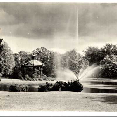 Postcard sent to Mr and Mrs M Carrise