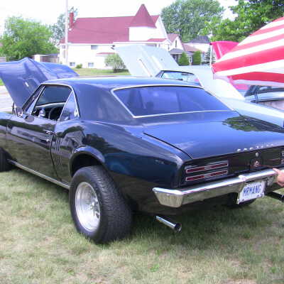 Photograph, NORMHC, Rods and Rails Car Show, 2011.