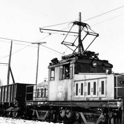 Photograph - INCO train with electric locomotive 117