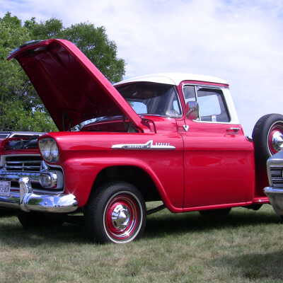 Photograph, NORMHC, Rods and Rails Car Show, 2011.