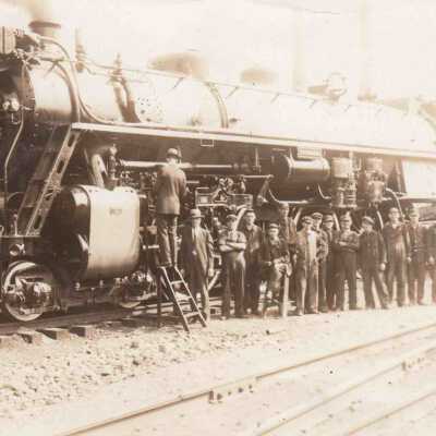 Photograph, CNR Engine 6100.