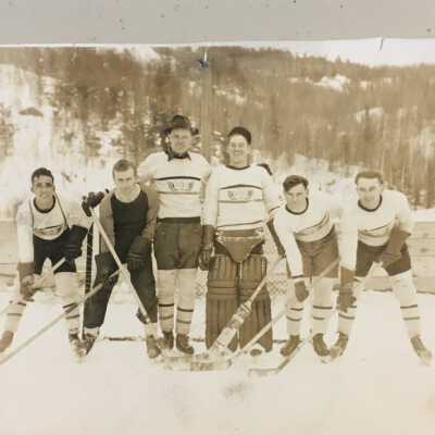 Hockey on Vermillion Lake
