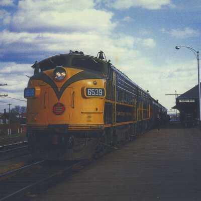 Photograph, CNR Station at North Bay, Ontario, CNR Engine 6539.