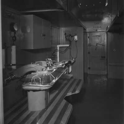 Photograph, Canadian National Railways (CNR) Electric Iron and Press car 4484.