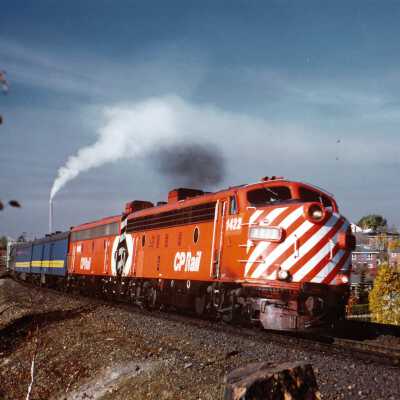 Photograph, Canadian Pacific Engine 1422