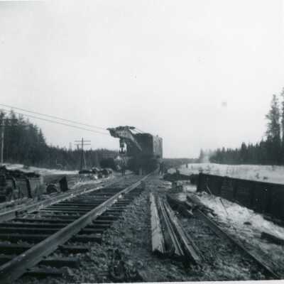 Photograph, "Hoist pulling car out of bush", 404, March 1965.