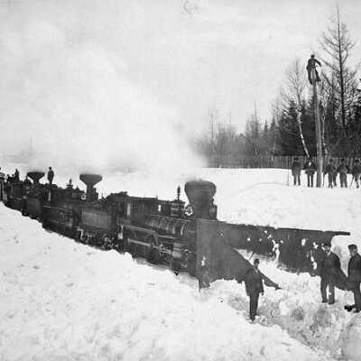 Photograph, Grand Trunk Railway, Snowplow engine, workers at Chaudière Station.