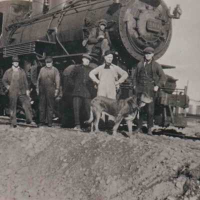 Photograph, CNR Engine, Employees.
