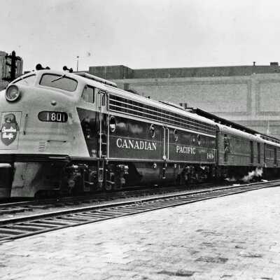 Photograph: "Engine no. 1801"