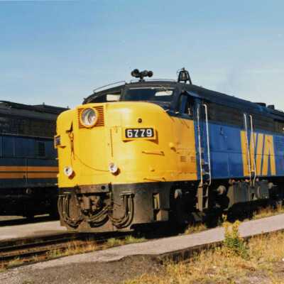 Photograph, VIA Locomotive 6779.