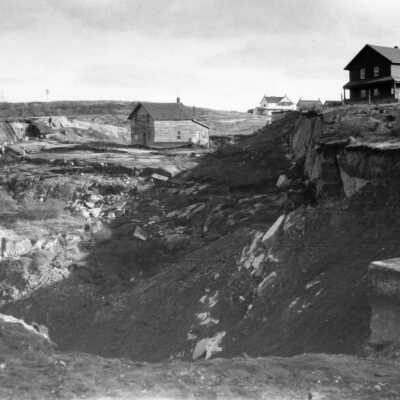Photograph, Worthington Mine Cave-in, Sudbury District, Ontario, October 4, 1927, National Photography Collection, Public Archives Canada.