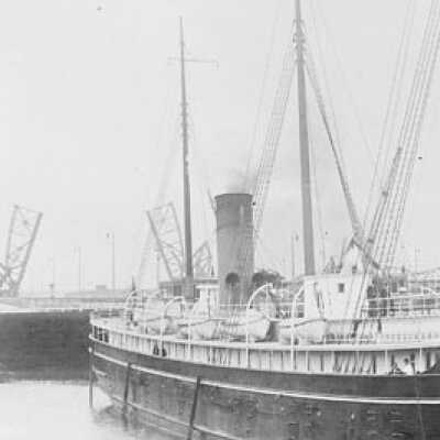 Photograph, In lock, Black Hull, Canadian Pacific Railway Passenger Steamer, Manitoba.