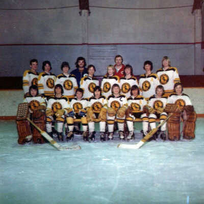 Photograph, 1973-1974 Capreol Hotel Team.
