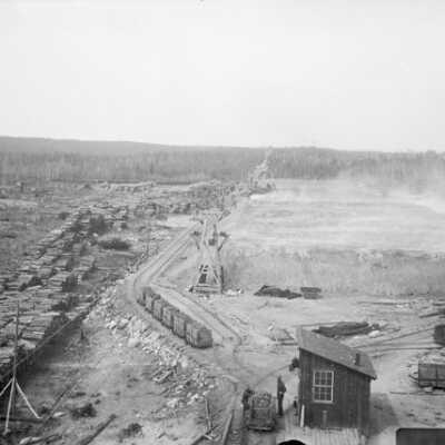 Photograph, Roasting Beds, Sudbury, Ontario.