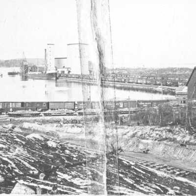 Photograph of a Canada Atlantic Railway Train going through Depot Harbour