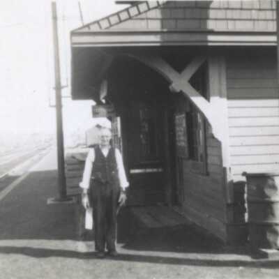 Photograph, CNR Agent Bob Dunn, CNR Ardbec Station, 1947-1958