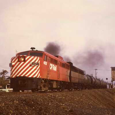 Photograph, CP Rail Engine 4025.
