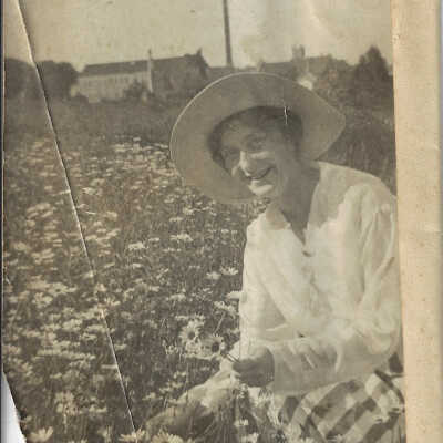 Photograph of Ruth Taglabracci in a Field