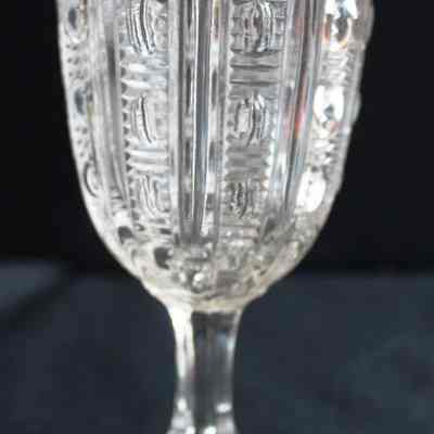 Goblet Paneled Long Jewel