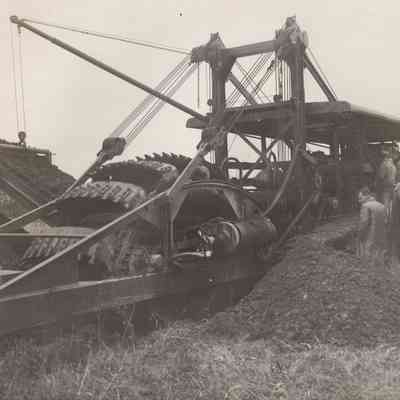Buckeye Traction Ditcher Co Machinery